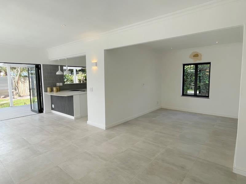 3 Bedroom Property for Sale in Beach Estate Western Cape